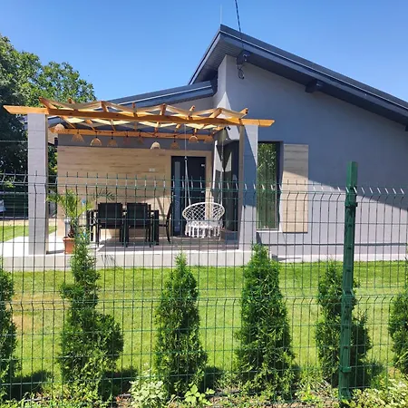 Summerland 1 Vilă Krapeț