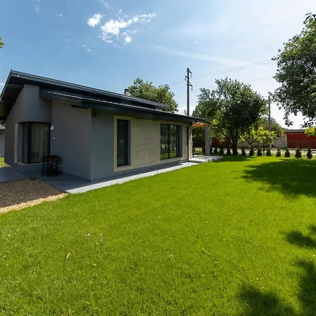 Villa Summerland 1